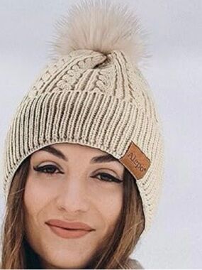 Alepo Beige  Winter  Beanie hat for women Knit Soft Ski Cap with PomPom Like New